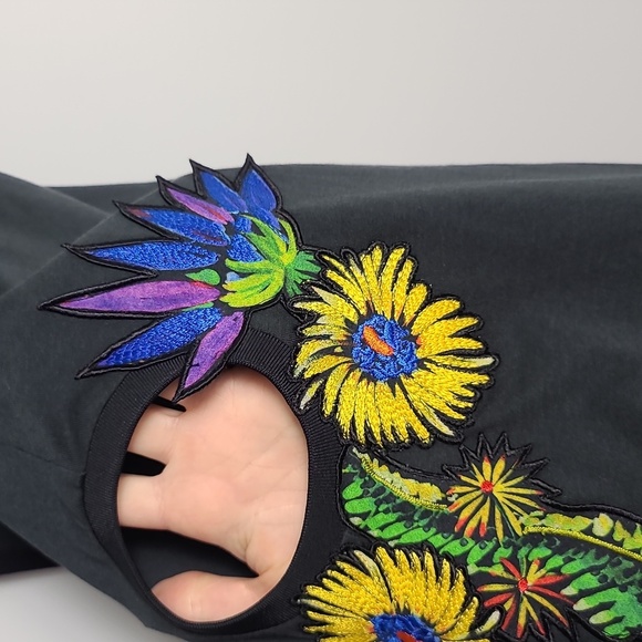 3.1 PHILLIP LIM Embroidered Floral Patch Tank with Cut Out Design Black Size XS - Picture 14 of 14